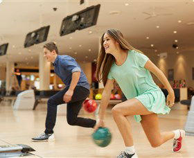 AMF Belconnen Ten Pin Bowling Centre - Foster Accommodation 0