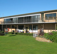Port Sorell Golf Club - Foster Accommodation