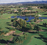 Palm Meadows Golf Course - Foster Accommodation