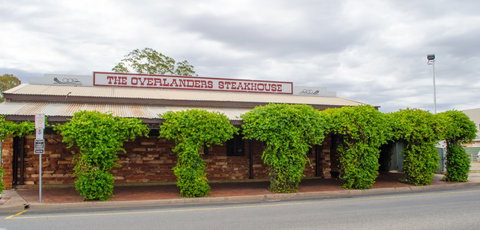 The Overlanders Steakhouse - Foster Accommodation 1