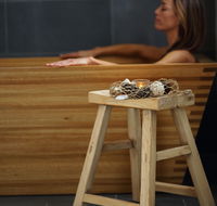 Stephanies Ocean Spa - Foster Accommodation