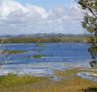 Lake Barfield - Foster Accommodation