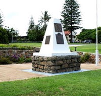Dunwich War Memorial - Foster Accommodation