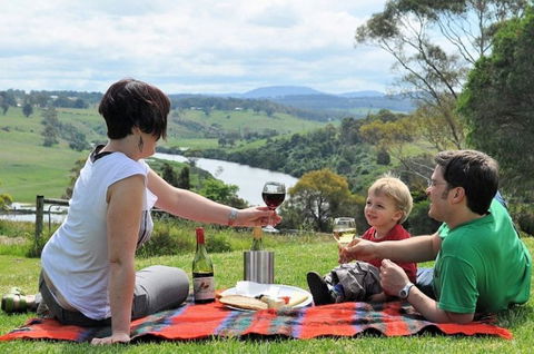 Nicholson River Winery - Foster Accommodation 8