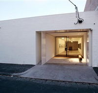 Centre for Contemporary Photography - Foster Accommodation