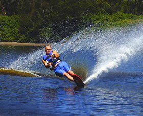 WOW Walking On Water - Foster Accommodation 0