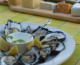 Oyster Shed On Wray Street - Foster Accommodation 0