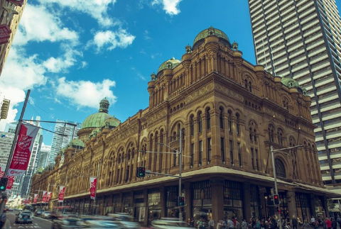 Queen Victoria Building QVB - Foster Accommodation 1