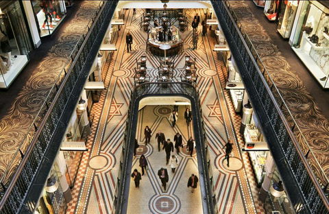 Queen Victoria Building QVB - Foster Accommodation 5