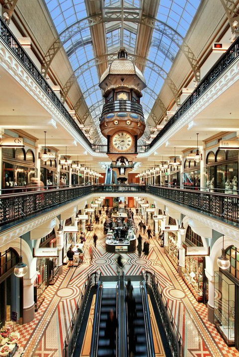 Queen Victoria Building QVB - Foster Accommodation 11