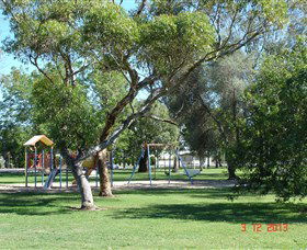 Inglewood Apex-Lions Park - Foster Accommodation 2