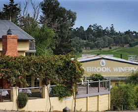 Kellybrook Winery, Kelly Brothers Cider & Riders Brew Co. - Foster Accommodation 2