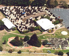 A Maze N Games - Foster Accommodation 0