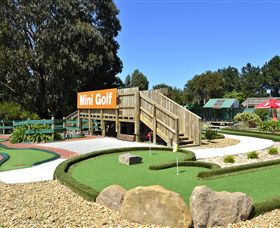 A Maze N Games - Foster Accommodation 3