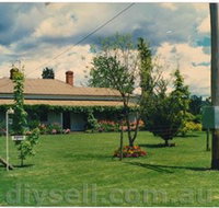 Tumut Valley Violets - Foster Accommodation