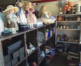 Corryong Op Shop - Foster Accommodation 2