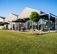 Bunnamagoo Wines - Foster Accommodation