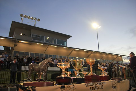 Bathurst Harness Racing Club - Foster Accommodation 0