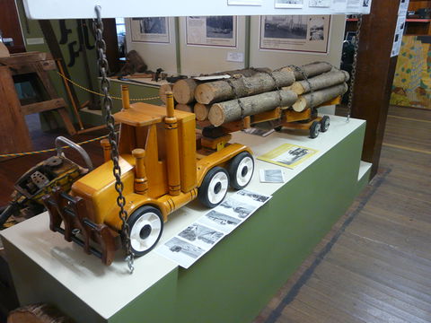 Yarraman Heritage Centre - Foster Accommodation 9