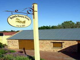 Reynella Horse Changing Station - Foster Accommodation 0