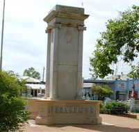 Charleville War Memorial - Foster Accommodation