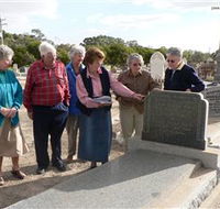 Wentworth Cemetery - Foster Accommodation