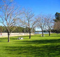 Lock 10 and Weir - Foster Accommodation