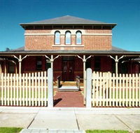 Wentworth Courthouse - Foster Accommodation