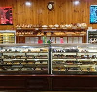 Strathy Hot Bread - Foster Accommodation