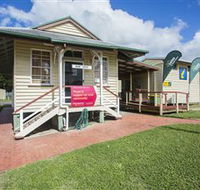 Sarina  Art and Craft Centre - Foster Accommodation