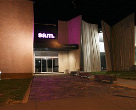 Shepparton Art Museum (SAM) - Foster Accommodation 1