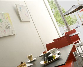 Shepparton Art Museum (SAM) - Foster Accommodation 6