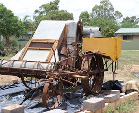 Ed's Old Farm Machinery Museum - Foster Accommodation 1