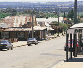 Gulgong Symbol Trail - Foster Accommodation 0