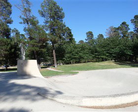 Fadden Pines Playground - Foster Accommodation 1