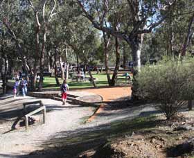 Syd's Rapids And Aboriginal Heritage Trail, Avon Valley - Foster Accommodation 3