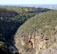 Glenbrook Gorge track - Foster Accommodation
