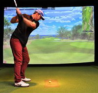 Par-Tee Virtual Golf - Foster Accommodation