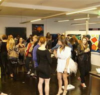 Bondi Art Lounge - Foster Accommodation