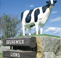 Brunswick Cow - Foster Accommodation