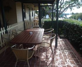The Famous Tinonee Cafe And Gift Shop - Foster Accommodation 1