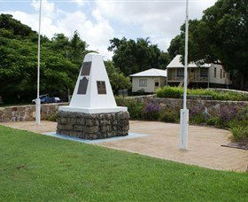 Dunwich War Memorial - Foster Accommodation 1