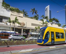 Piazza Surfers Paradise - Foster Accommodation 1
