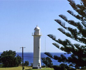 Yamba Lighthouse - Foster Accommodation 1