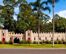 Macadamia Castle - Foster Accommodation 1