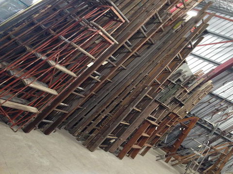 Heaths Old Wares, Collectables & Industrial Antiques - Foster Accommodation 8