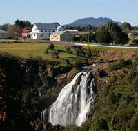Waratah Falls - Foster Accommodation