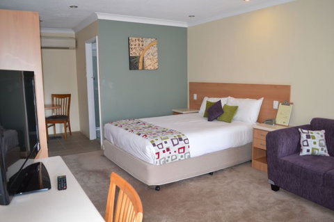 Ibis Styles Orange - Foster Accommodation 1