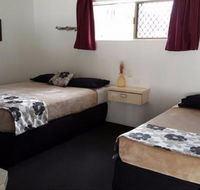 Siesta Villa Motor Inn - Foster Accommodation