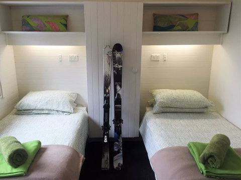 Elk At Falls - Foster Accommodation 0